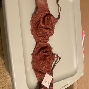 NWT bra